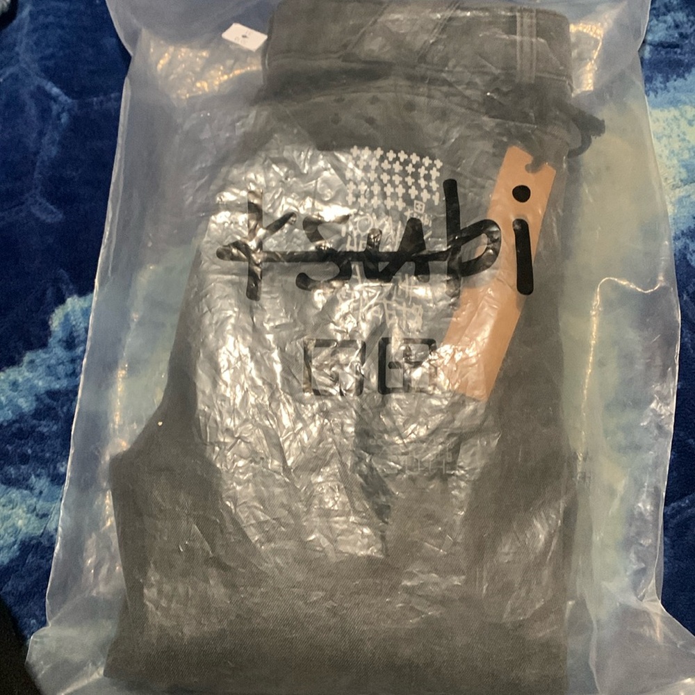 Brand new jus messed up tag